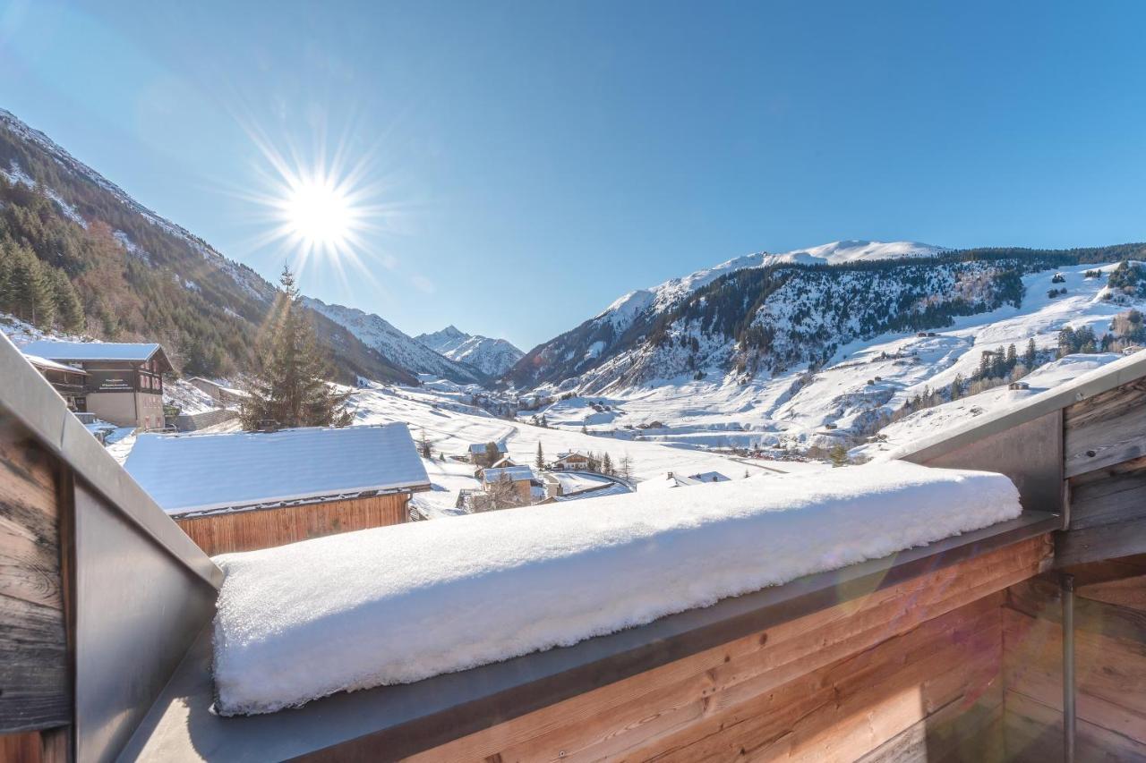 Nostalgie Bed & Breakfast Chraemerhus Curaglia Exterior foto