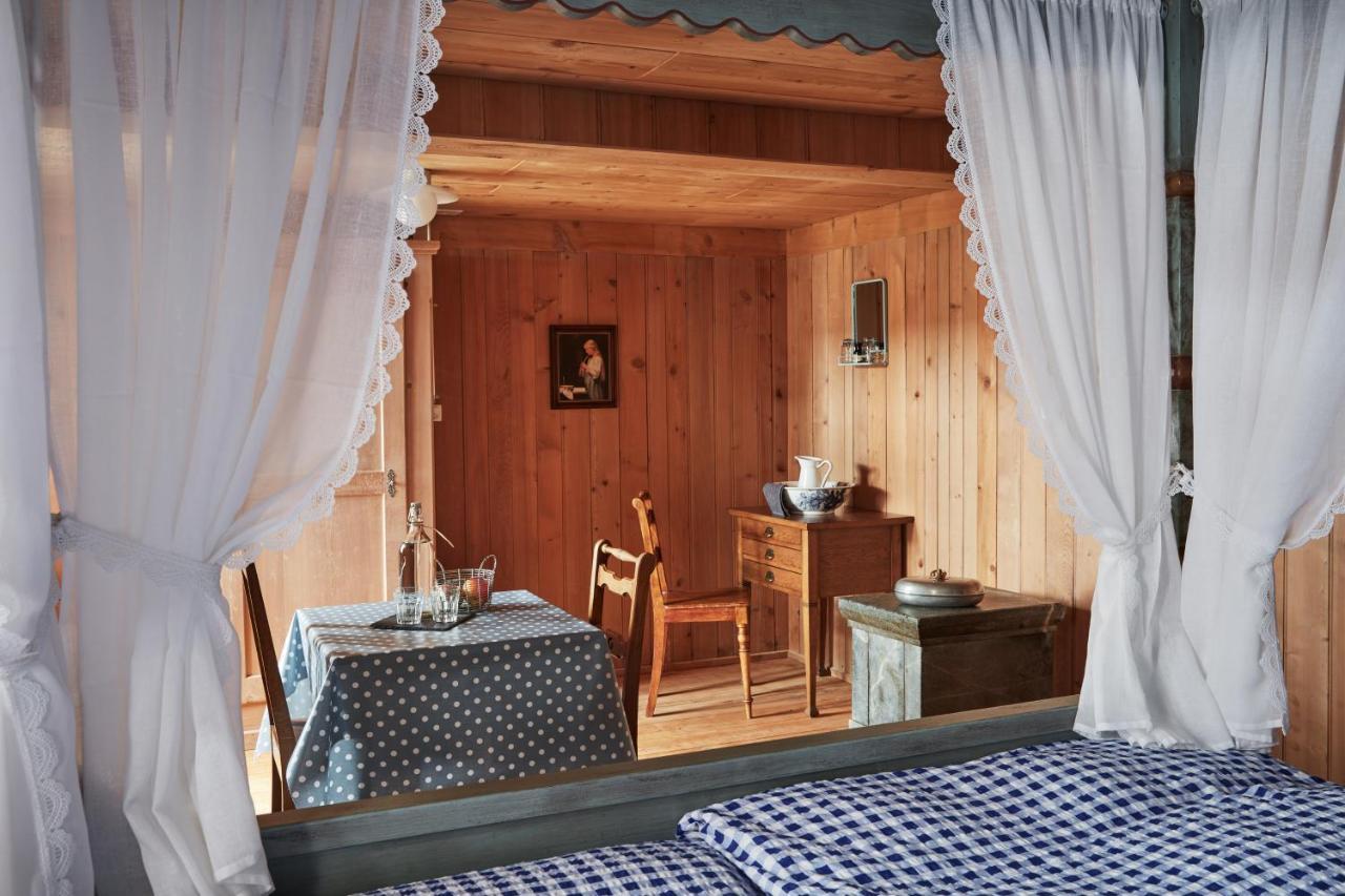 Nostalgie Bed & Breakfast Chraemerhus Curaglia Exterior foto
